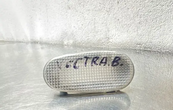 Opel Vectra B Rear door interior light 52984