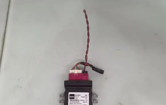 BMW 5 F10 F11 Fuel injection pump control unit/module 7358144 16147358144 16147411596