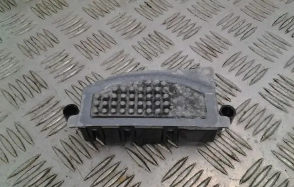 Audi S5 Facelift Heater blower fan relay 8T0820521E