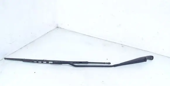 Volkswagen PASSAT B5 Windshield/front glass wiper blade 3B1955410
