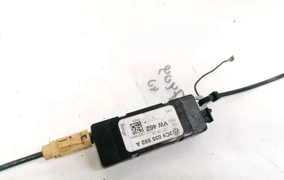 Volkswagen PASSAT B6 Antenna control unit 3C9035552A 12014600