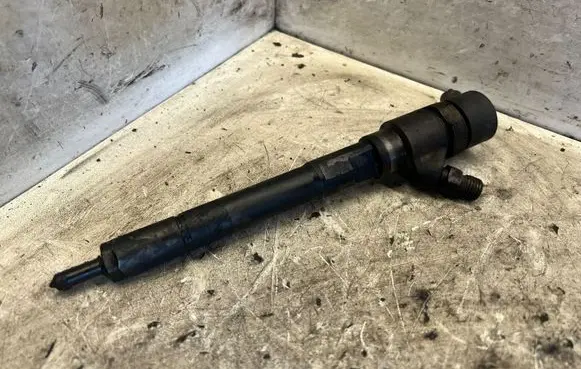Hyundai Sonata Fuel injector 0445110258