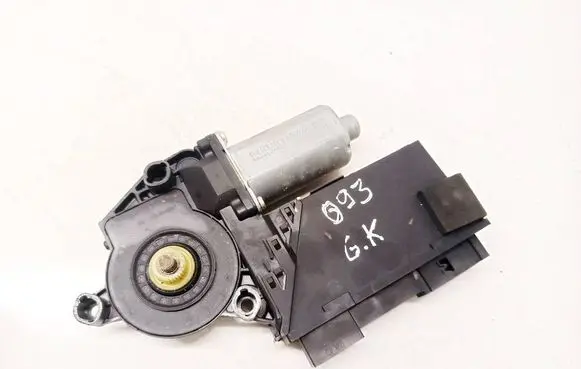 Porsche Cayenne (9PA) Rear door window regulator motor 3D0959795E
