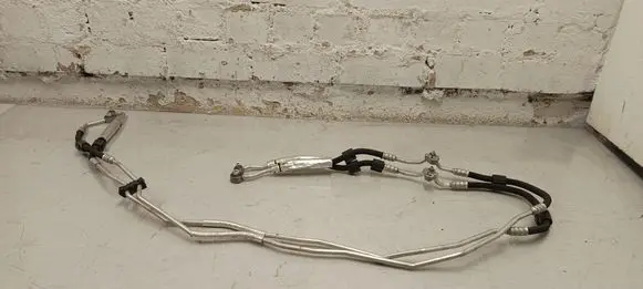 Air conditioning (A/C) pipe/hose