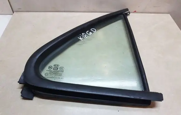 KIA Sorento Rear vent window glass 43R000382 D0T748