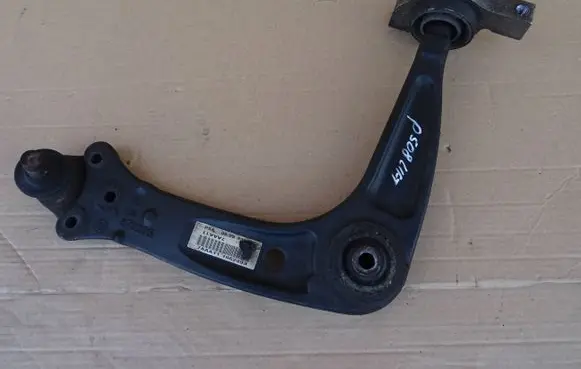 Peugeot 508 Front lower control arm/wishbone 872275