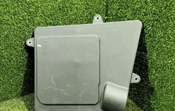 Renault Master III Fuse box cover 243128538R