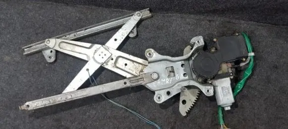 Toyota Camry Sliding door window regulator with motor 8571033040 0620200242