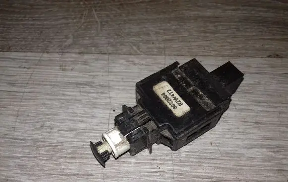 Volvo S60 Brake pedal sensor switch 8622064