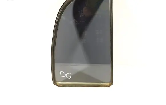 Suzuki Grand Vitara I Rear vent window glass 43R00122 DOT20 M213
