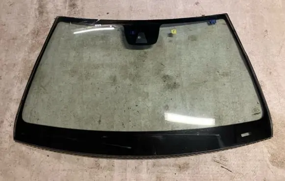 Mercedes-Benz C W204 Front windscreen/windshield window 