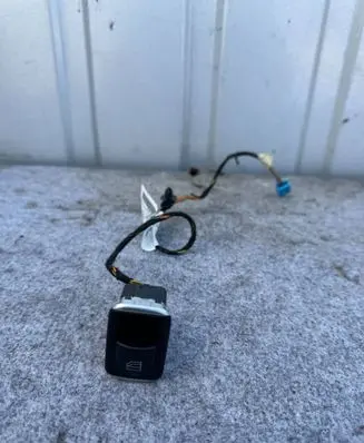 Mercedes-Benz B W246 W242 Quarter vent window switch A2465403505