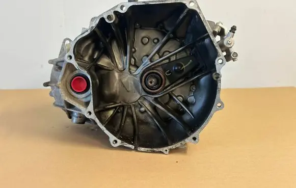 Manual 6 speed gearbox