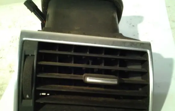 Dashboard side air vent grill/cover trim