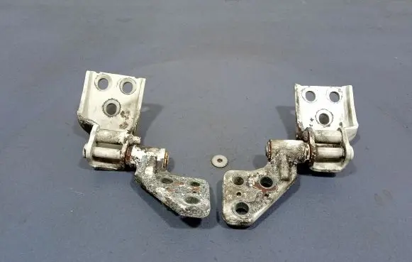 Peugeot Partner Front door hinge set 