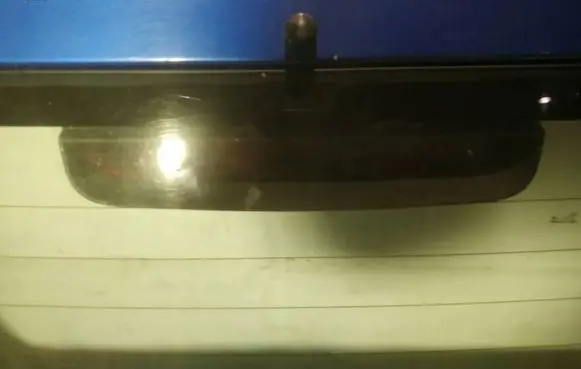 Suzuki Ignis Third/center stoplight