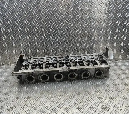 BMW 6 F12 F13 Engine head 7800003 7811936