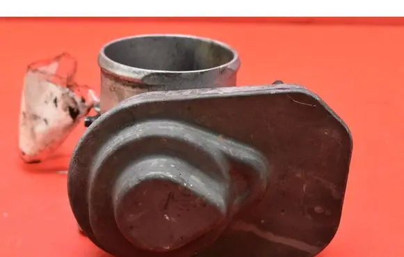 Chevrolet Captiva Throttle body valve 96440414