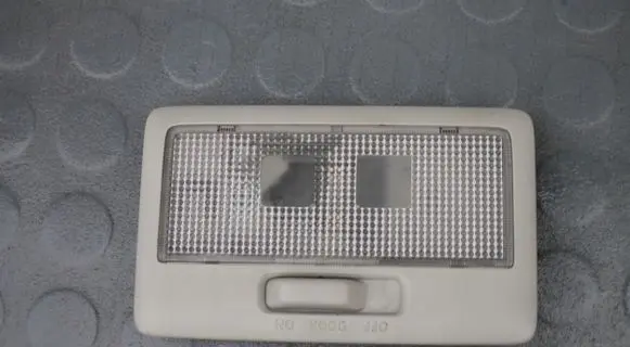 Suzuki Grand Vitara II Boot/trunk interior light 