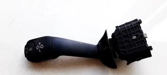 BMW 5 E39 Indicator stalk 8352172 01100410