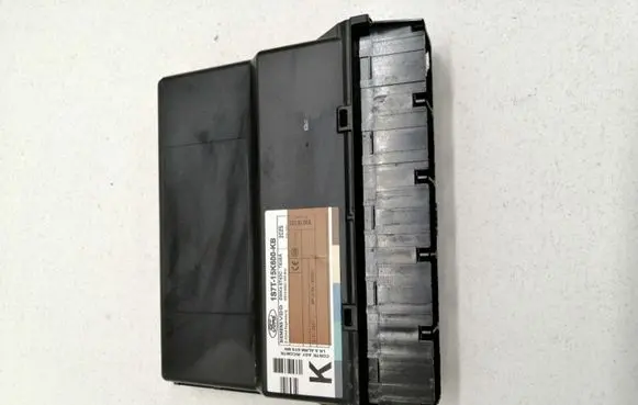 Ford Mondeo Mk III Comfort/convenience module 1S7T15K600KB