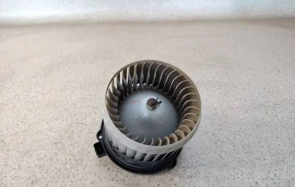 Mitsubishi Colt Heater fan/blower MF016070
