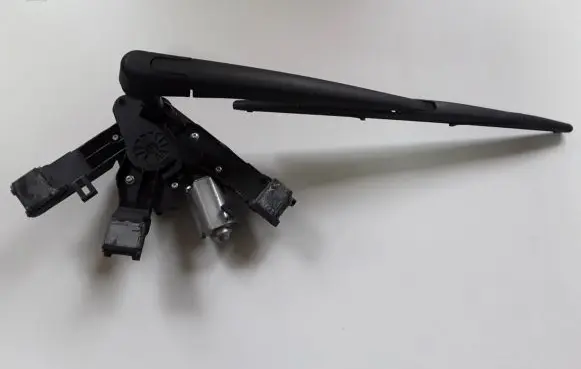 Citroen C4 II Picasso Rear window wiper motor 9819523180