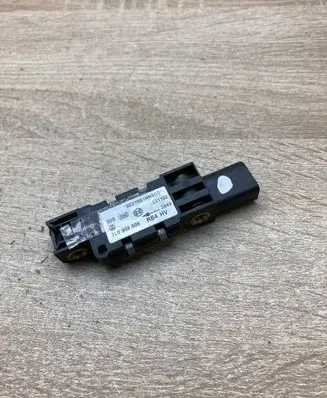 Volkswagen Touareg I Airbag control unit/module 7L0909606