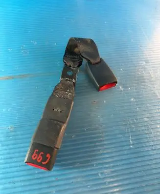 Toyota Corolla E140 E150 Middle seatbelt buckle (rear) G2417 K7302