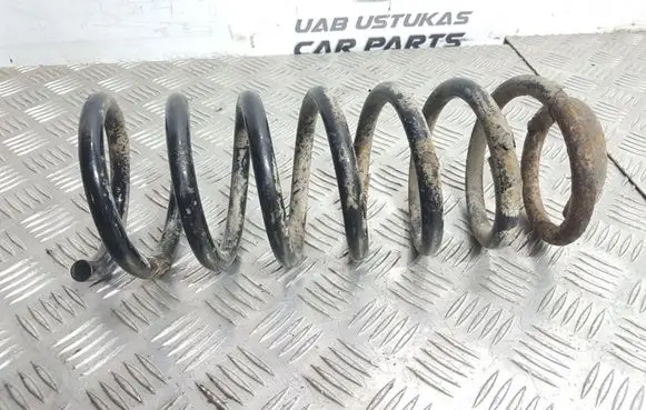 Audi A6 S6 C4 4A Rear coil spring