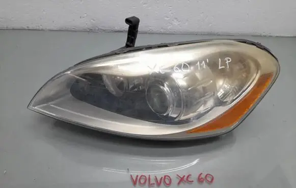 Volvo XC60 Headlight/headlamp 30763135