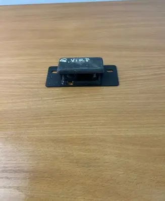 Renault Trafic III (X82) Loading door lock 320516
