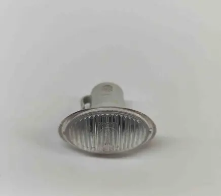 Front fender indicator light