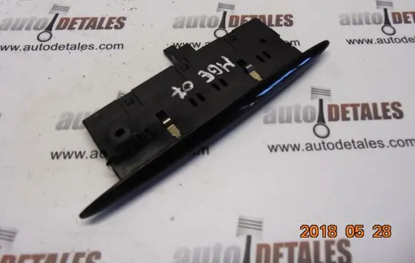 Mercedes-Benz E W211 Parking PDC sensor display screen A0015423723