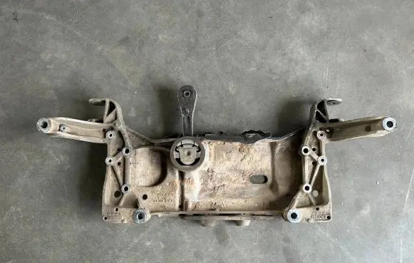 Volkswagen Golf V Front subframe 1K0199369F
