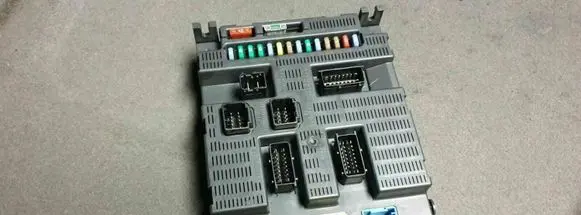 Peugeot 308 Comfort/convenience module 9663798180