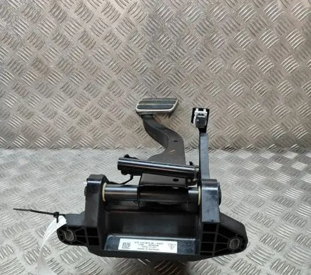 Porsche Panamera (970) Brake pedal 97042314101 97042300900
