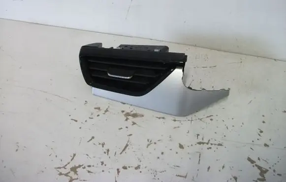 Skoda Kamiq Dashboard side air vent grill/cover trim 655819701H