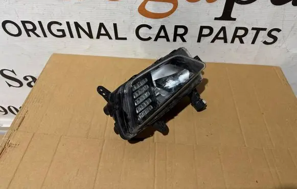 Volkswagen Polo VI Front fog light 2G0941662