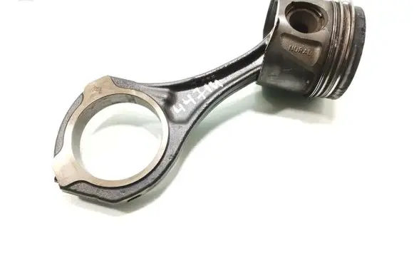 Jeep Grand Cherokee (WK) Piston with connecting rod 