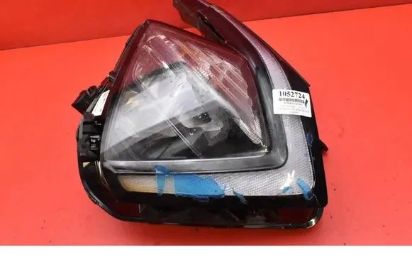 KIA Sportage Headlight/headlamp 92102R2000