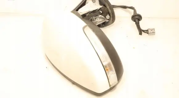 Front door electric wing mirror