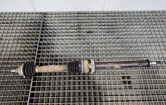 Front driveshaft