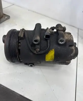 Ford Focus C-MAX Air conditioning (A/C) compressor (pump)