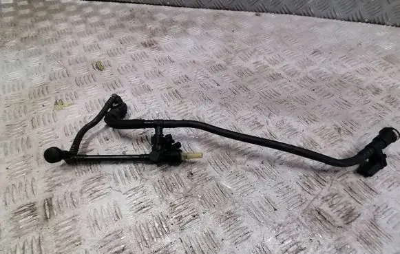 Ford Grand C-MAX Fuel line pipe 