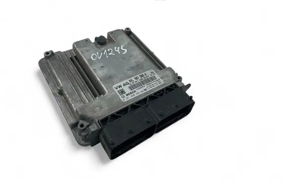 Volkswagen PASSAT B8 Engine control unit/module 04L907309M 0281030462