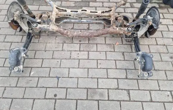 Volkswagen PASSAT B6 Rear subframe 