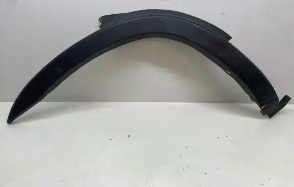Iveco Daily 6th gen Front arch trim 5801762327 56712 5801762163