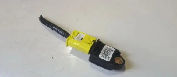 Toyota Auris 150 Airbag deployment crash/impact sensor 8983102080 89831-02080