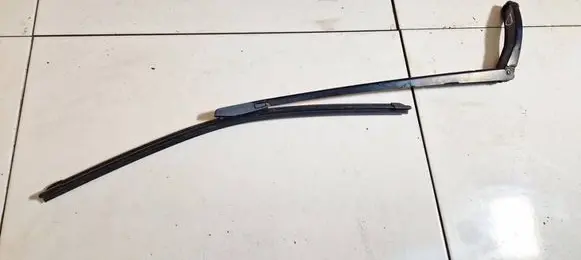 Audi A6 S6 C6 4F Front wiper blade arm 74560